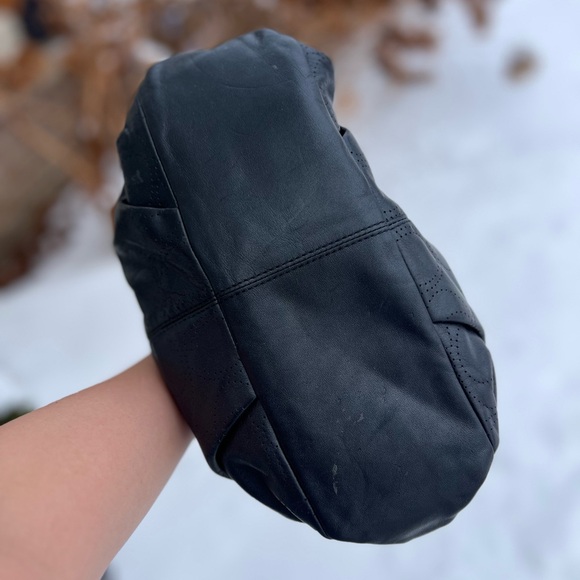 Coach Brooke Black Leather Convertible Bag w/ Perforated C 🖤 - Picture 7 of 10